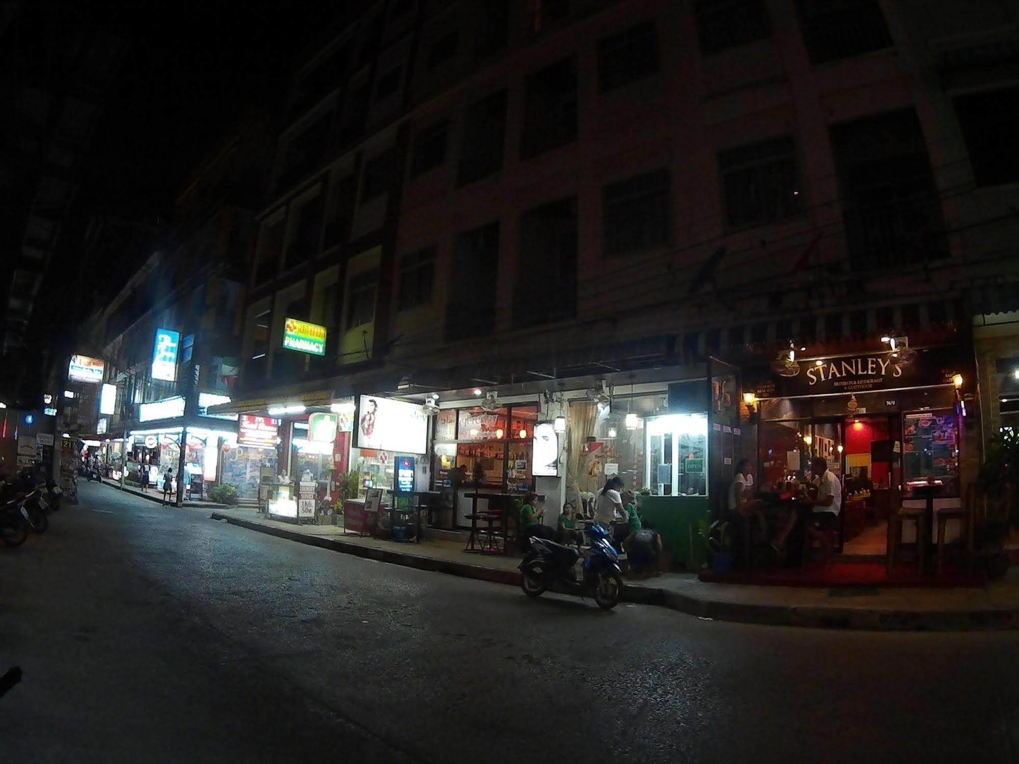 Stanley's 2* Phuket